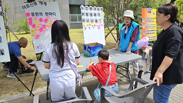 홈페이지11.jpg