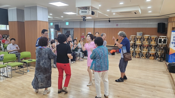 홈페이지8.jpg