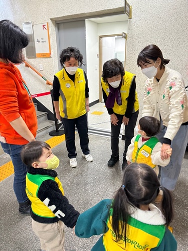 KakaoTalk_20230207_135900392_04.jpg
