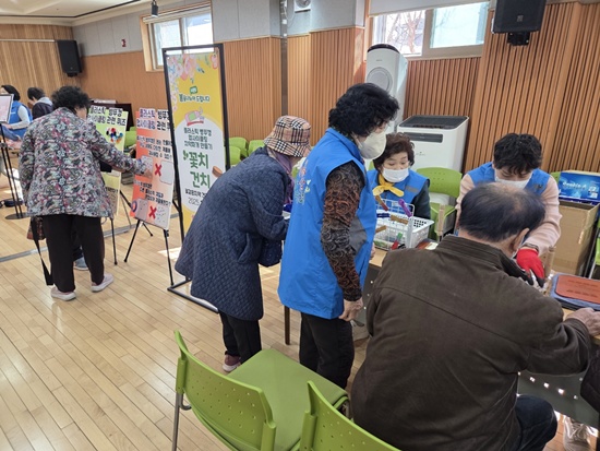 2025 봄나눔 꽃치건치02.jpg