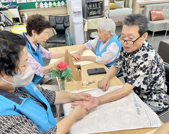 240919 힐링핸즈5.jpg