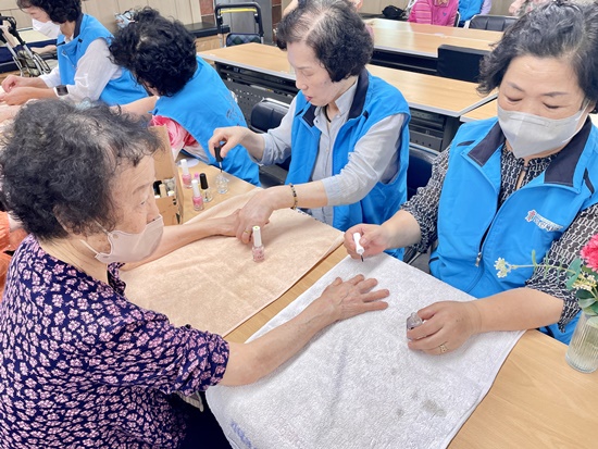 240919 힐링핸즈3.jpg