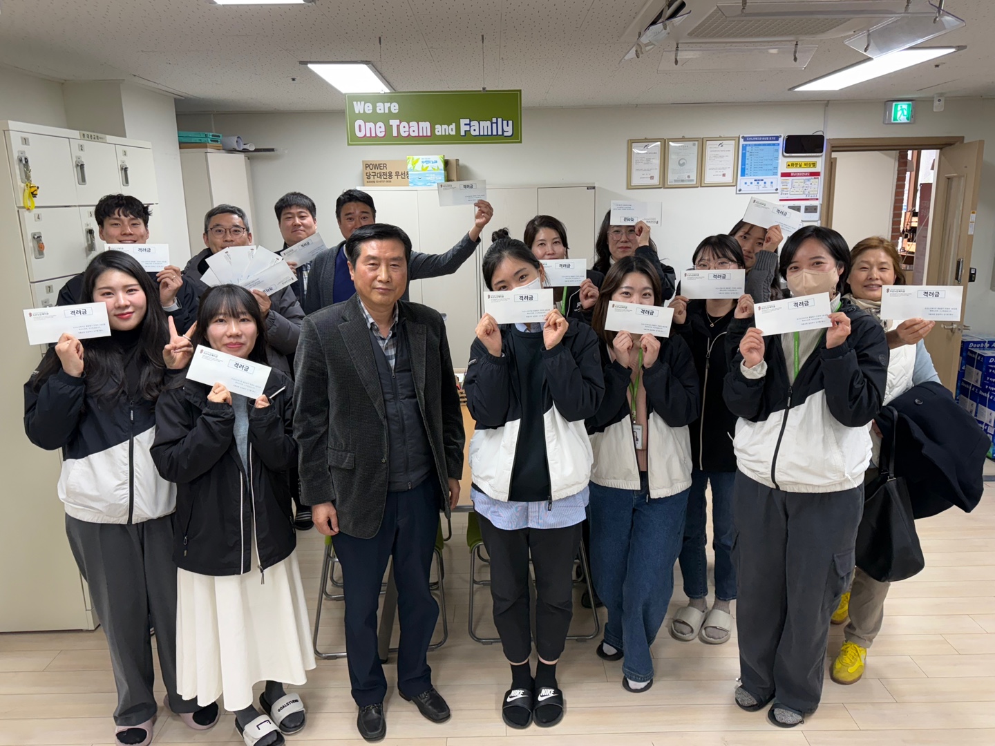 KakaoTalk_20250318_170742430_04.jpg